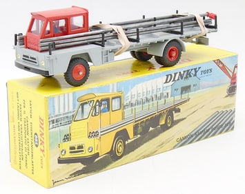 FRENCH DINKY 885 SAVIEM IRON TRANSPORT TRUCK