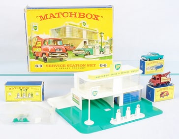 MATCHBOX G9 SERVICE STATION SET