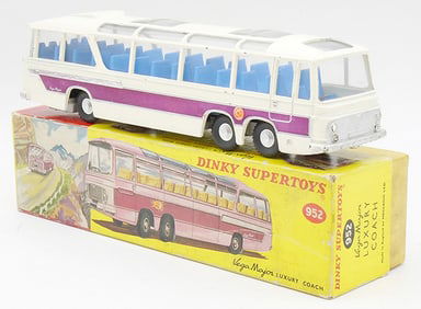 DINKY 952 VEGA MAJOR COACH