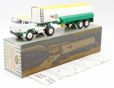 FRENCH DINKY 887 UNIC BP TANKER