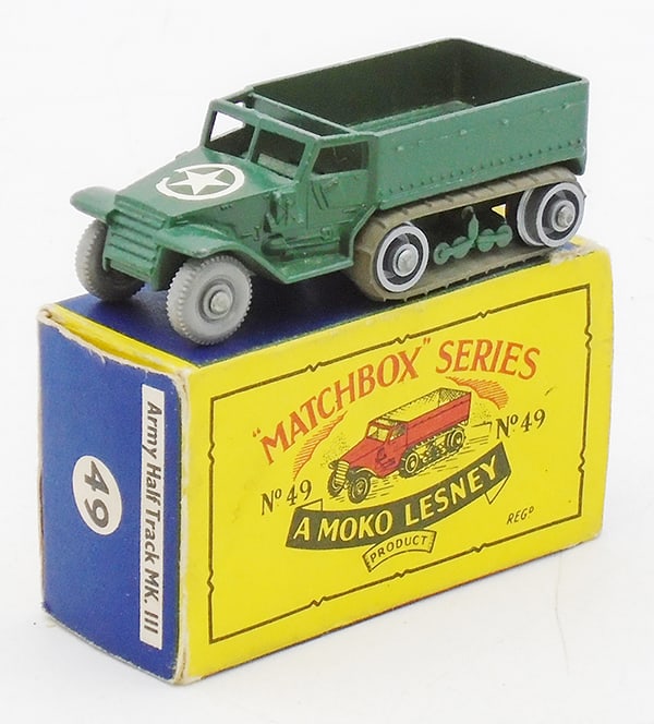MATCHBOX 49A4 PERSONNEL CARRIER: Stannard code 12, treads frozen, orig B4 box has a loose flap, C7-8.