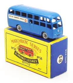 MATCHBOX MOKO 58A3 BEA COACH