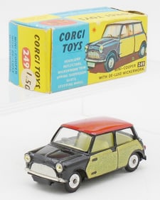 CORGI 249 MINI COOPER W/WICKERWORK