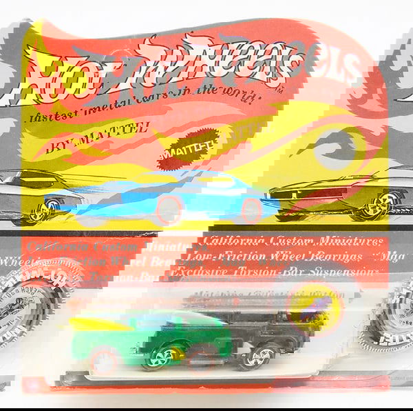 HOT WHEELS VOLKSWAGEN BEACH BOMB: dated 1969, made in Hong Kong, green, factory sealed on card, C10.