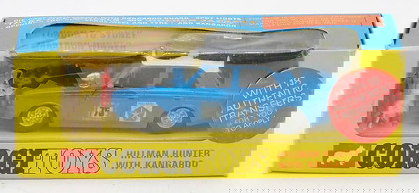 CORGI 402 HILLMAN HUNTER W/KANGAROO