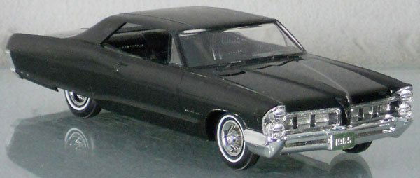 AMT 1965 PONTIAC GRAND PRIX PROMO: plastic, black, C9.