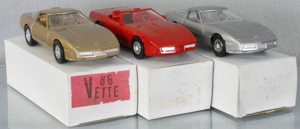 3 MPC CORVETTE PROMOS: plastic, 1986 gold, 1987 red, 1984 silver, orig boxes minor wear, C9.