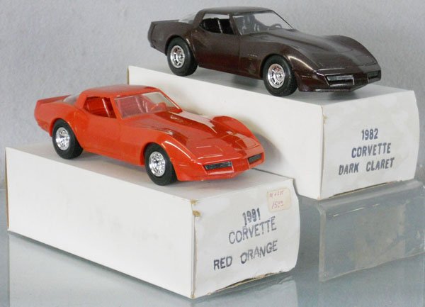 2 MPC CORVETTE PROMOS: plastic, 1981 red orange, 1982 dark claret, orig boxes minor wear, C9.