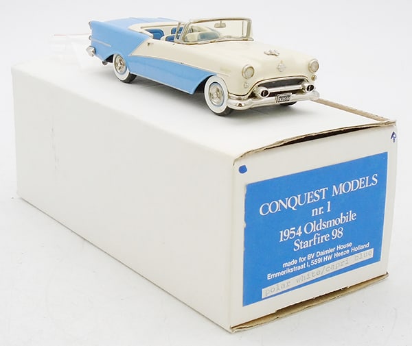 CONQUEST MODELS #1 1954 OLDSMOBILE STAR FIRE 98 (1 of 2)