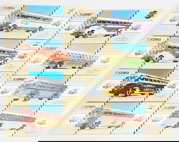 8 CORGI COMMERCIAL BUSES (1 of 2)