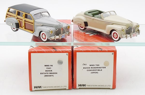 2 WESTERN MODELS AUTOS (1 of 2)