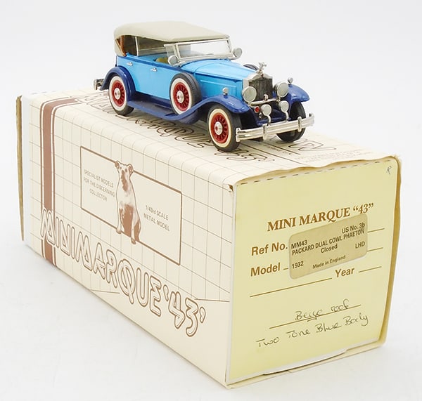 MINI MARQUE 3B 1932 PACKARD DUAL COWL PHAETON (1 of 2)