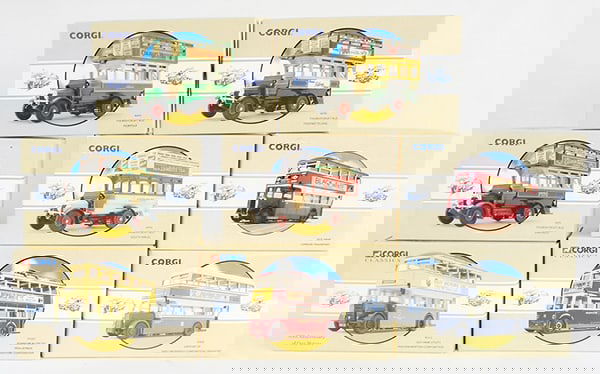 8 CORGI BUSES (1 of 2)