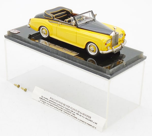 FYP CREATIONS 1988 ROLLS ROYCE SILVER CLOUD III (1 of 2)