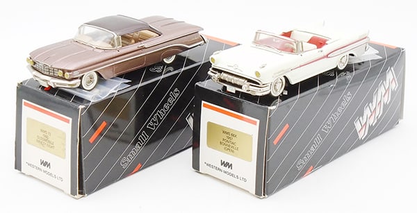 2 WESTERN MODELS AUTOS (1 of 2)