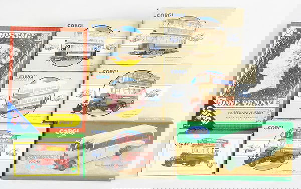 8 CORGI BUSES (1 of 2)