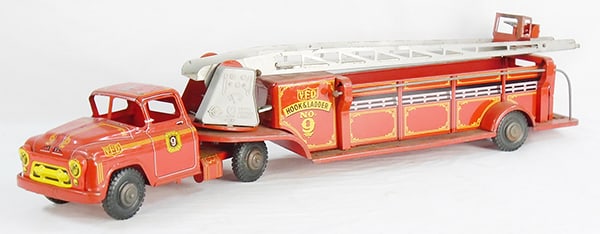 MARX FIRE HOOK & LADDER TRUCK
