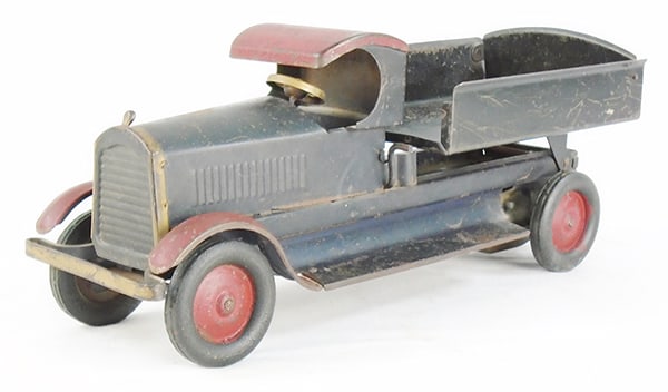 TURNER DUMP TRUCK (1 of 2)