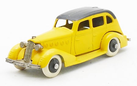 TOOTSIETOY 713 LASALLE TAXI SEDAN