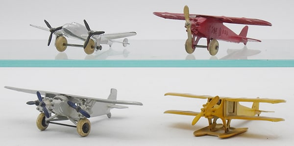 4 TOOTSIETOY AIRPLANES (1 of 3)