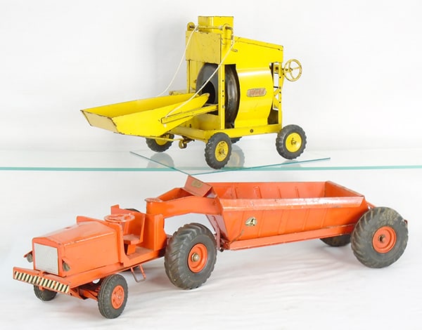 2 DOEPKE VEHICLES (1 of 2)