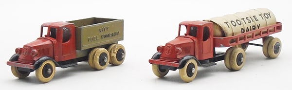 2 TOOTSIETOY MACK TRUCKS (1 of 2)