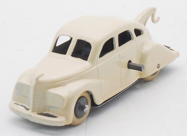 TOOTSIETOY 6016 LINCOLN ZEPHYR WRECKER (1 of 2)