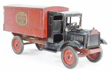 KEYSTONE 58 PACKARD MOVING VAN