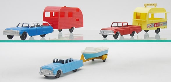 3 TOOTSIETOY TRAILER SET