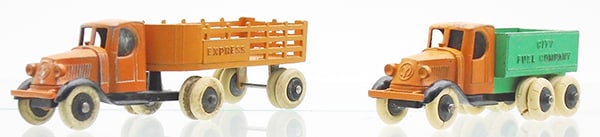 2 TOOTSIETOY MACK TRUCKS (1 of 2)