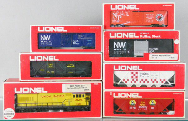 LIONEL TRAIN SET: O ga, 8573 UP dummy diesel w/cars 9117, 9261, 9604, 9262, 9770, 9771, orig boxes minor wear, C8-9.