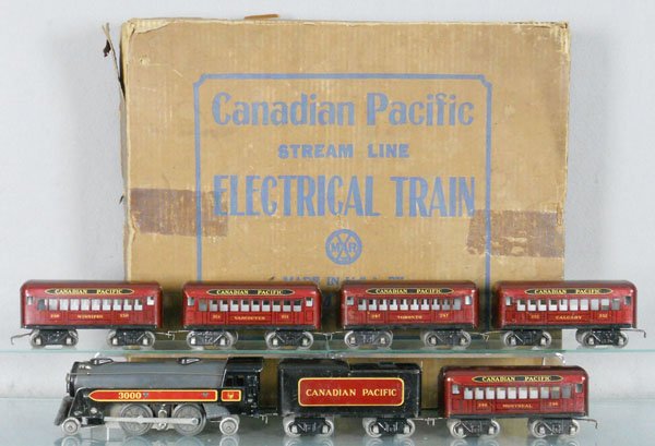MARX 5899W CANADIAN PACIFIC TRAIN SET: O ga, 3000 loco & tender, some scratches on cowcatcher, w/5 coaches, track, transformer & switches, orig set box & inserts worn, C6-7.