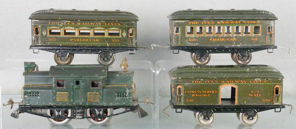 IVES TRAIN SET: O ga, 3252 loco, 550 baggage, 551 chair car, w/Lionel couplers, 552 parlor, missing 1 coupler, C4.