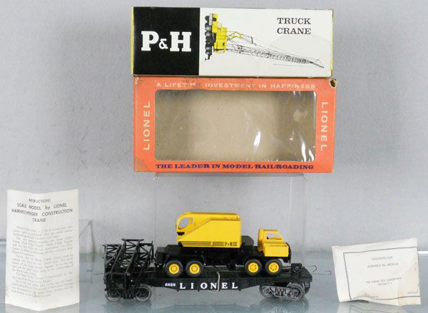 LIONEL 6828 P&H CRANE CAR: O ga, flat w/P&H crane, unassembled, w/instructions & packets, orig boxes, C8.