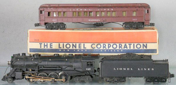LIONEL TRAIN SET: O ga, 726 Berkshire loco, smoke bulb version, oxidation on siderods, 2426W tender, 2627 Madison car, w/rough orig box, C6-7.