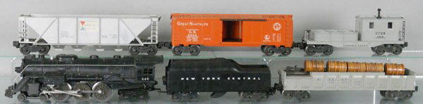 LIONEL TRAIN SET: O ga, 646 loco, 736W tender, repro shell, 3562-25 barrel car, missing man, 6346-56 Alcoa hopper, missing top, w/scratches, 6464-25 GN box car, missing 1 doorguide, 6419 caboose, C5-6.