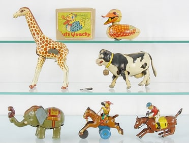 6 TOY ANIMALS