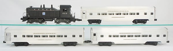 LIONEL TRAIN SET