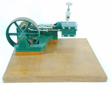 HORIZONTAL STEAM ENGINE