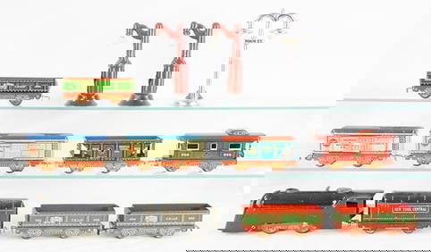 MARX TRAIN SET (1 of 2)