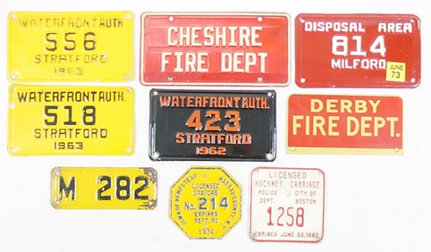 VINTAGE LICENSE PLATES & TOPPERS