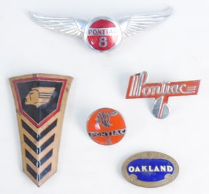 5 PONTIAC BADGES