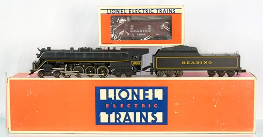 LIONEL 18006 READING LOCO, TENDER & CABOOSE