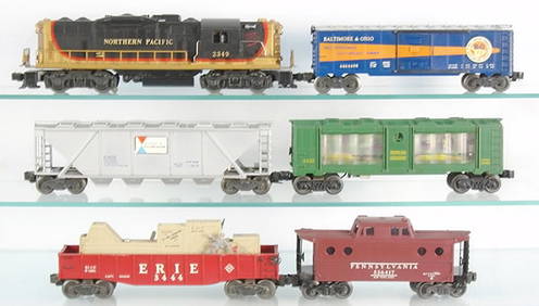 LIONEL NORTHERN PACIFIC TRAIN SET (1 of 2)