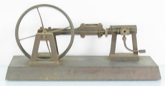 HORIZONTAL STEAM ENGINE