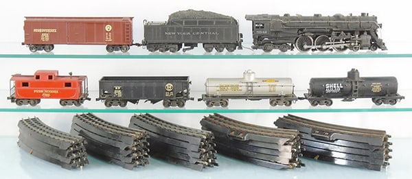 LIONEL TRAIN SET
