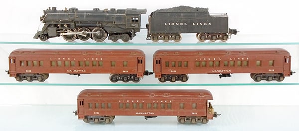 LIONEL TRAIN SET