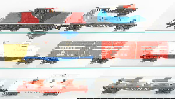 LIONEL TRAIN SET (1 of 2)