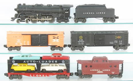 LIONEL TRAIN SET (1 of 2)