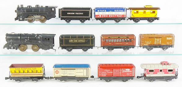 2 MARX TRAIN SETS
